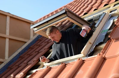 Pose de fenêtres de toit Velux à Lahayville